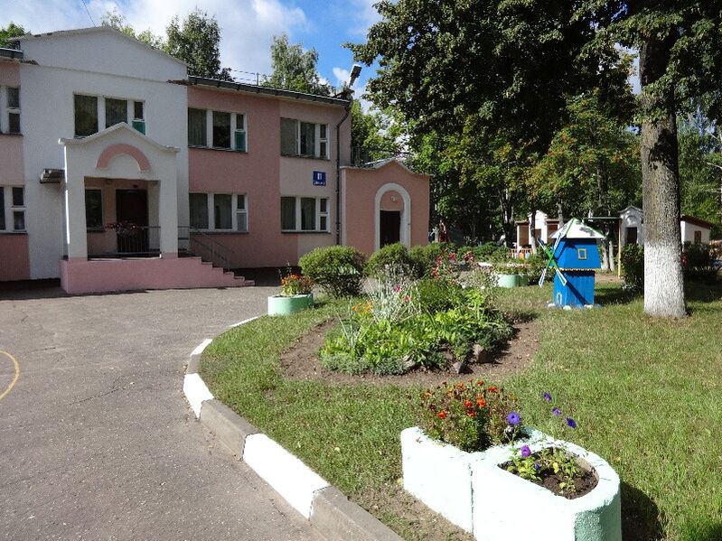 Luzhaika verde la casă